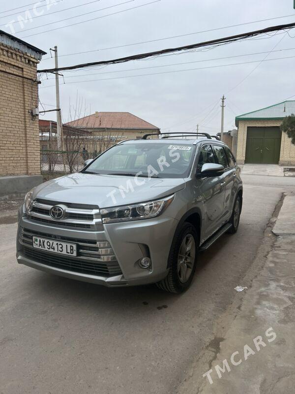 Toyota Highlander 2019 - 540 000 TMT - Türkmenabat - img 6