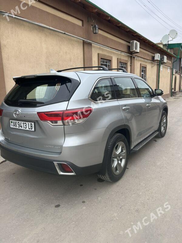 Toyota Highlander 2019 - 540 000 TMT - Туркменабат - img 10