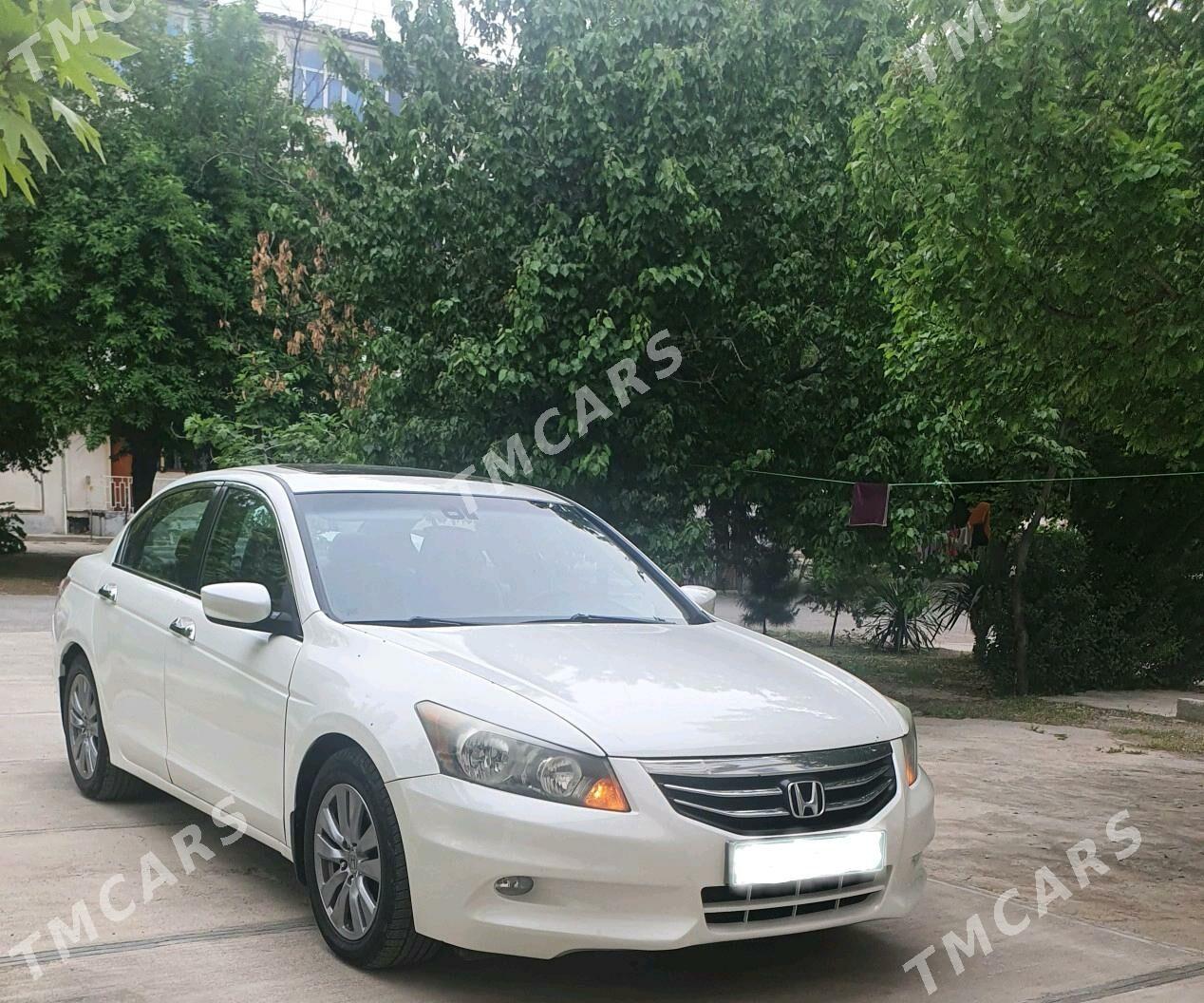 Honda Accord 2011 - 160 000 TMT - Türkmenbaşy - img 4