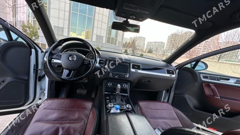 Volkswagen Touareg 2016 - 630 000 TMT - Айтакова (ул. Огузхана) - img 8