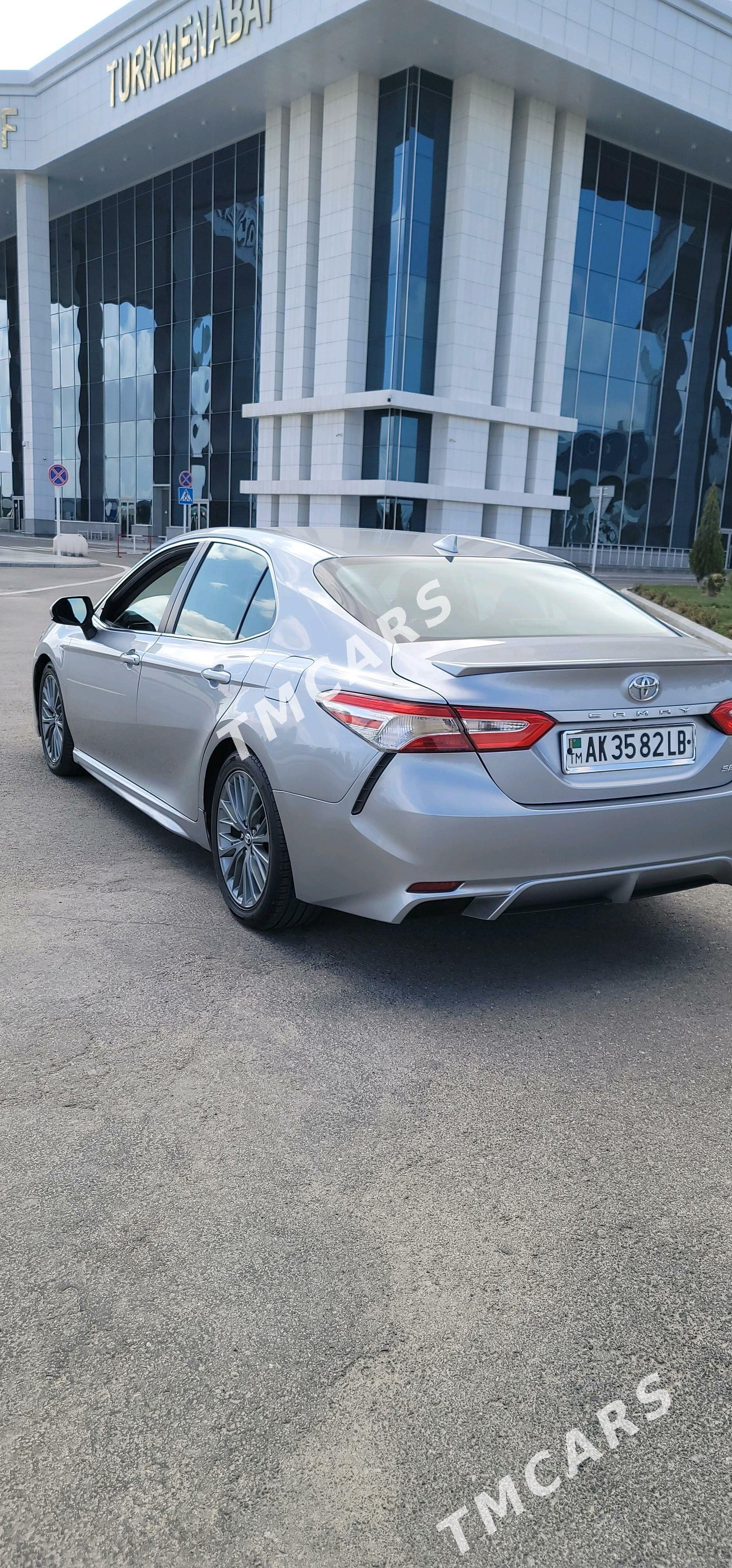 Toyota Camry 2019 - 270 000 TMT - Дянев - img 3