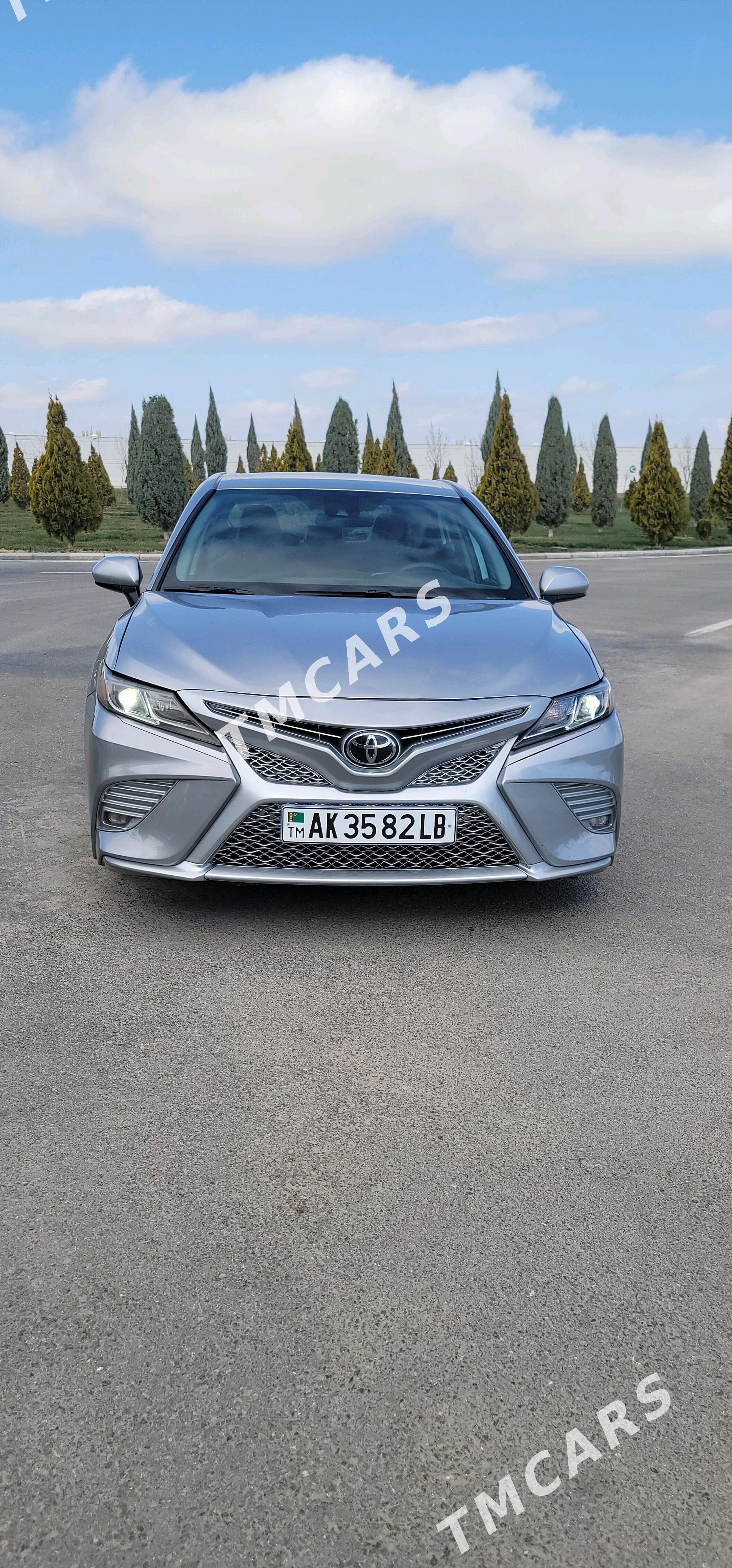 Toyota Camry 2019 - 270 000 TMT - Дянев - img 4