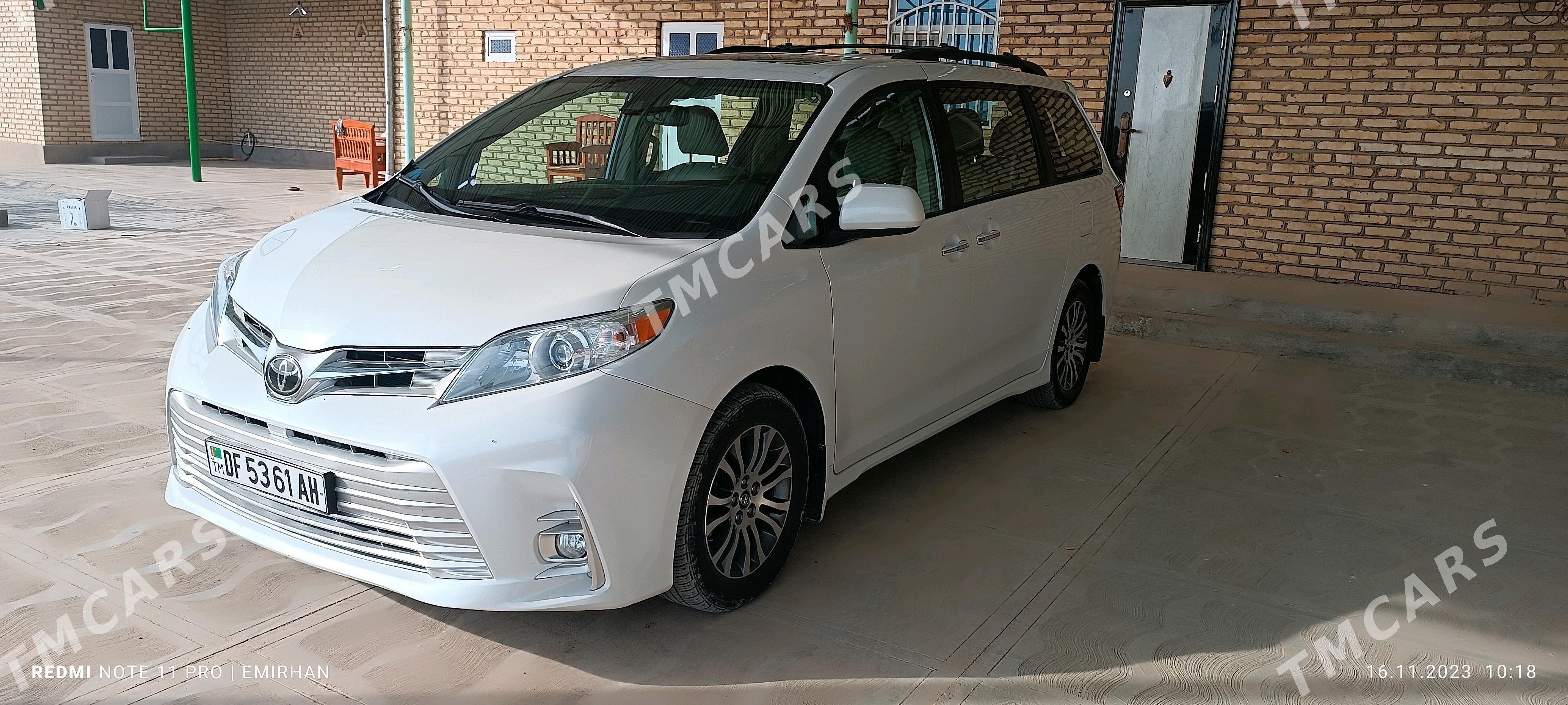 Toyota Sienna 2018 - 445 000 TMT - Sarahs - img 3