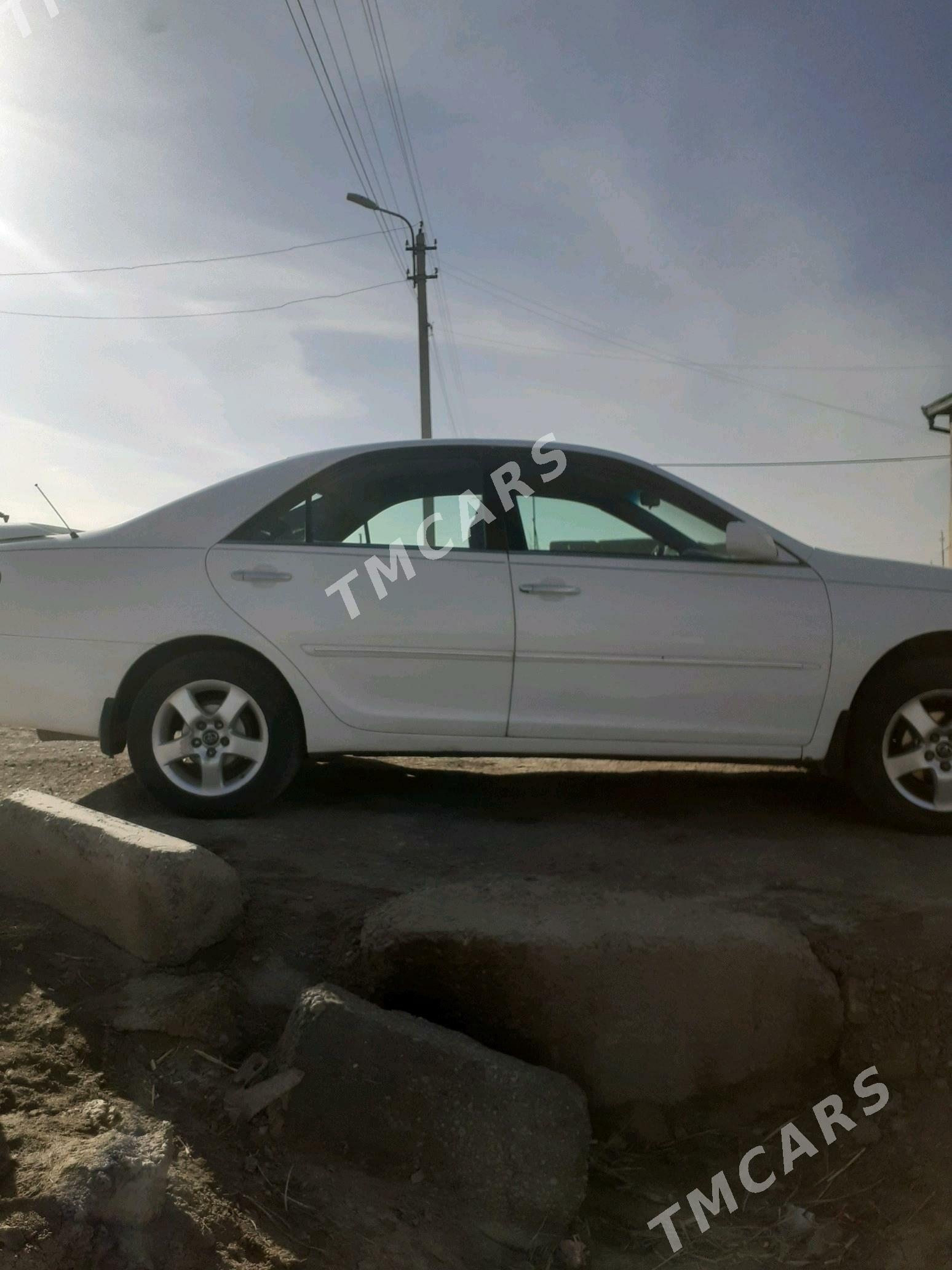 Toyota Camry 2003 - 125 000 TMT - Рухубелентский этрап - img 3