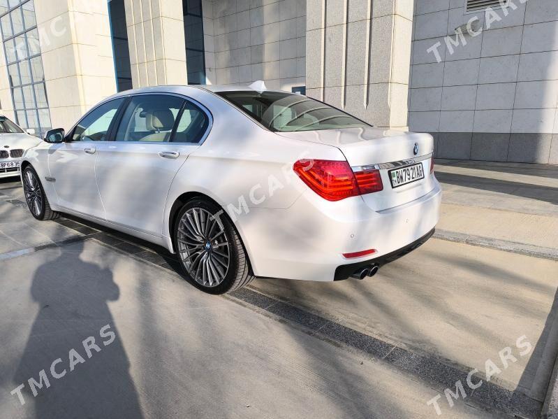 BMW 740 2012 - 375 000 TMT - ул. Подвойского (Битарап Туркменистан шаёлы) - img 2