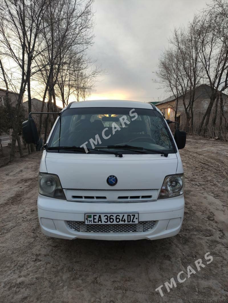 Kia Bongo 2004 - 80 000 TMT - Köneürgenç - img 3