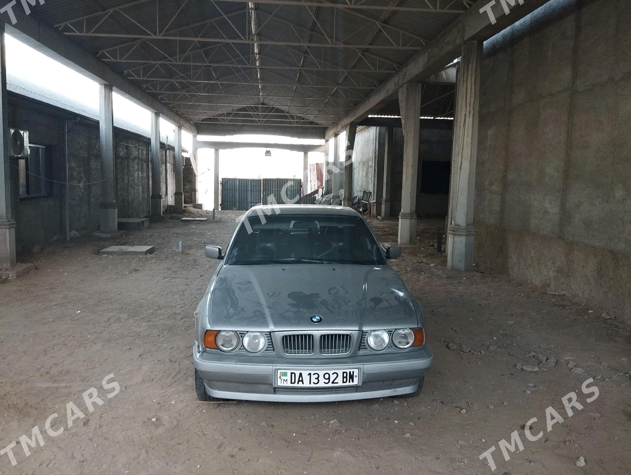 BMW 528 1992 - 45 000 TMT - Türkmenbaşy - img 5