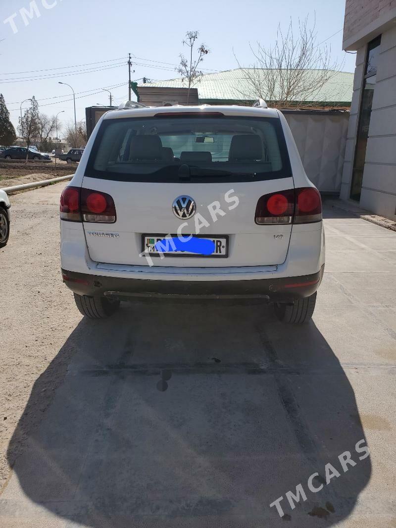 Volkswagen Touareg 2005 - 120 000 TMT - Baýramaly - img 3