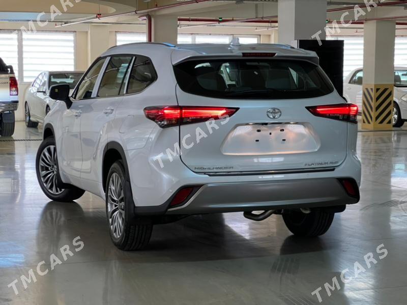 Toyota Highlander 2022 - 1 385 000 TMT - Aşgabat - img 2