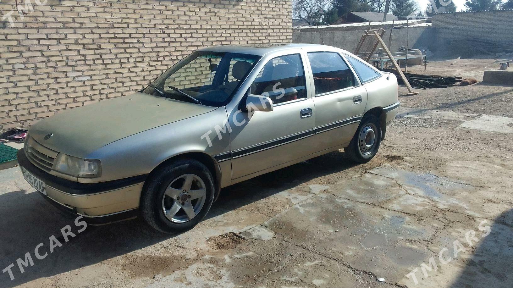 Opel Vectra 1992 - 35 000 TMT - Tejen - img 4