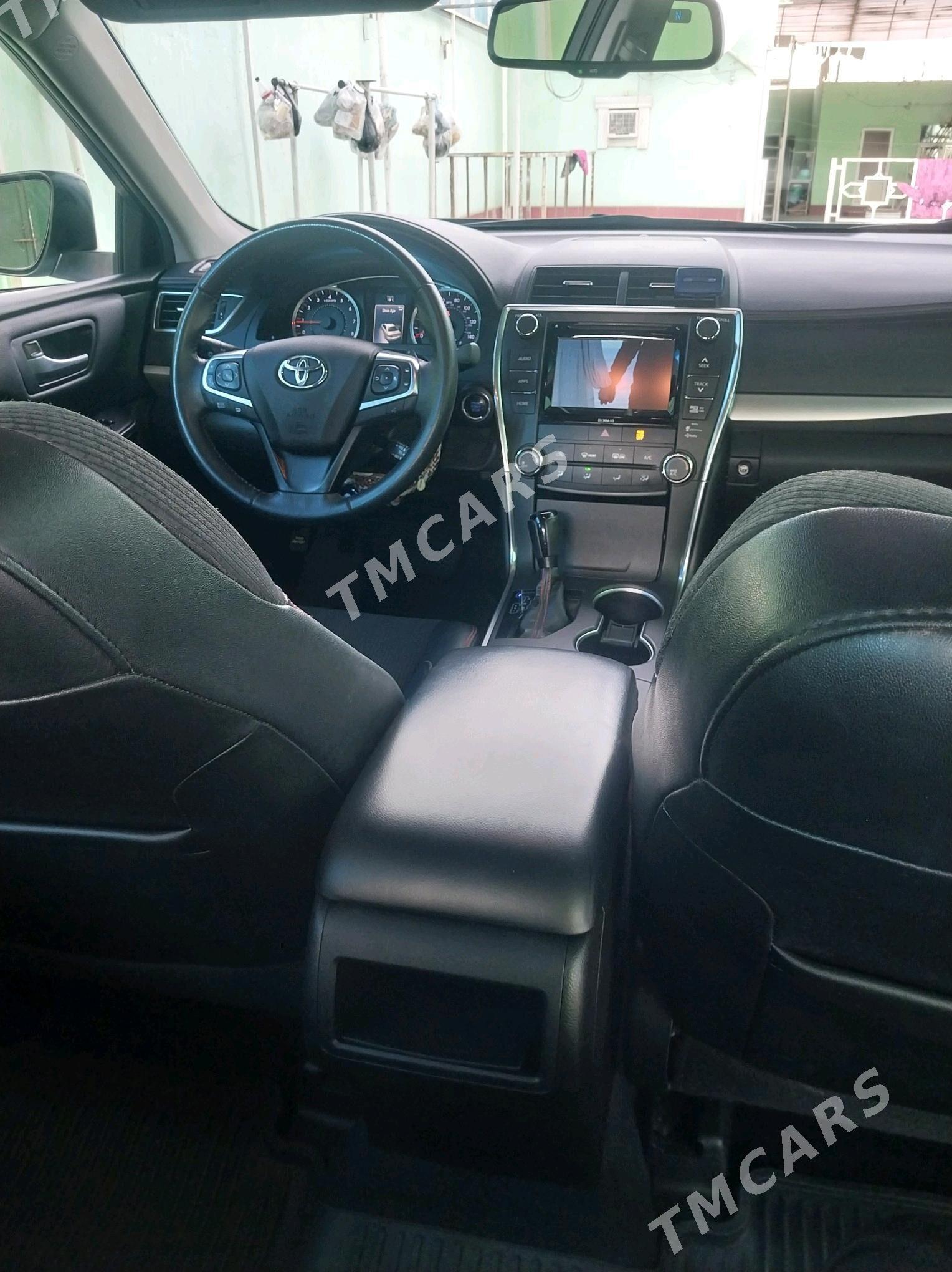 Toyota Camry 2017 - 270 000 TMT - Анев - img 4