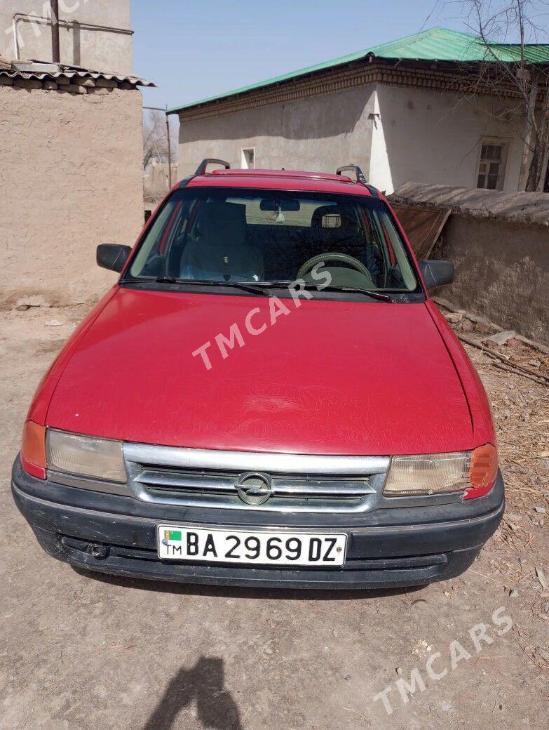 Opel Astra 1992 - 28 000 TMT - Boldumsaz - img 3