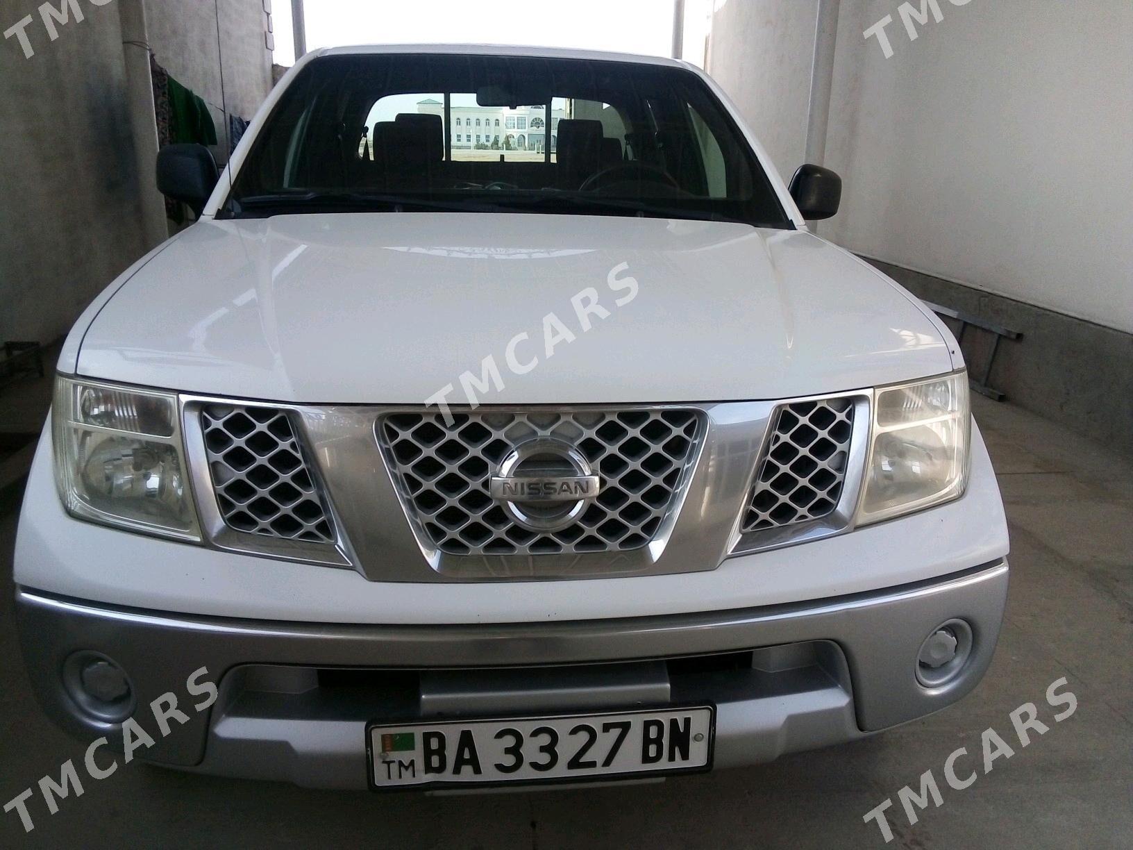 Nissan Navara 2010 - 160 000 TMT - Balkanabat - img 2