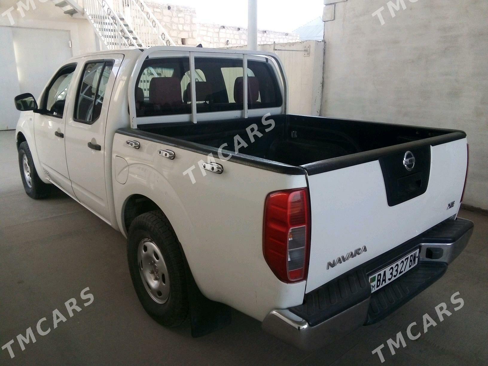 Nissan Navara 2010 - 160 000 TMT - Balkanabat - img 4