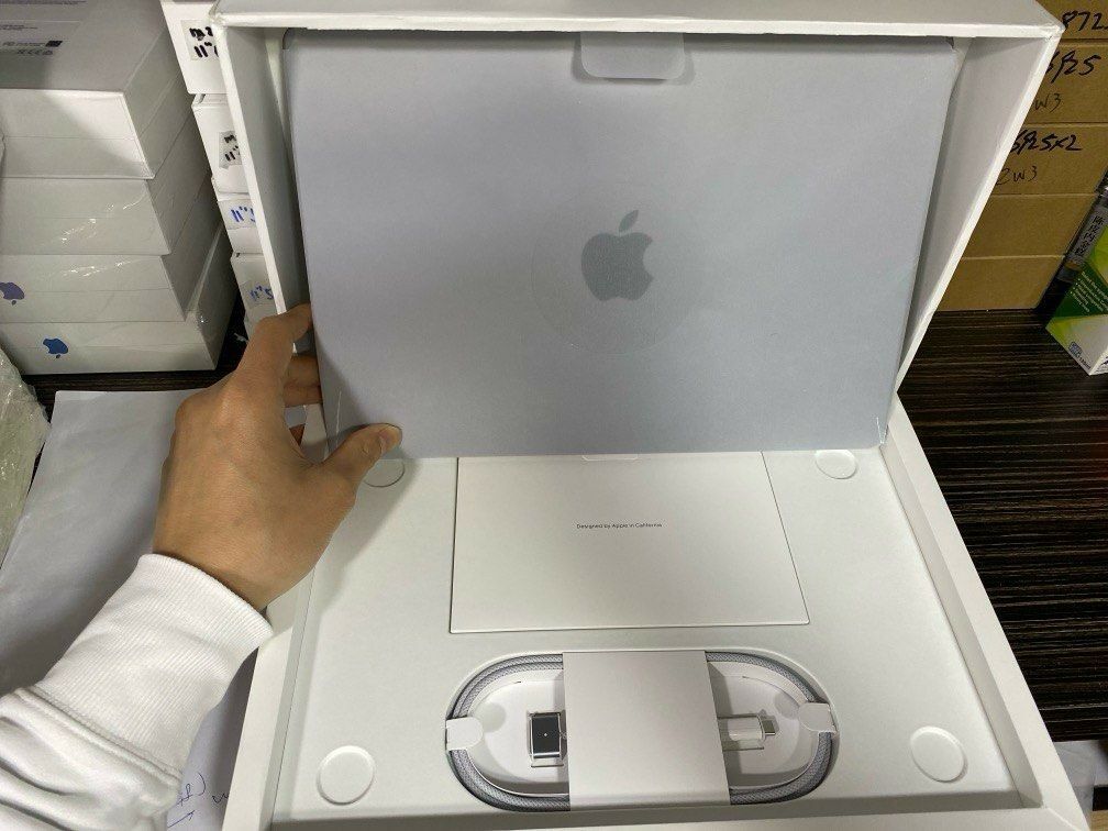 MacBook Pro 16 MRW73/1TB - Aşgabat - img 3