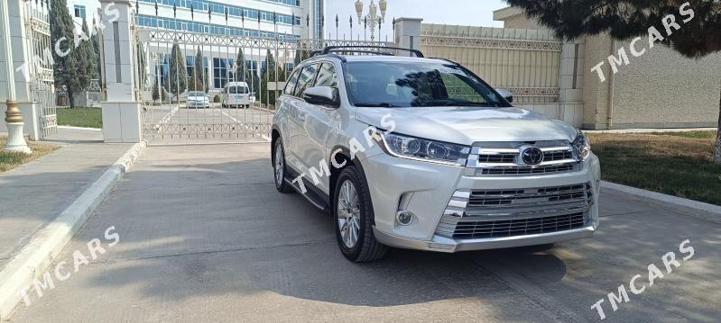 Toyota Highlander 2019 - 500 000 TMT - Мары - img 4