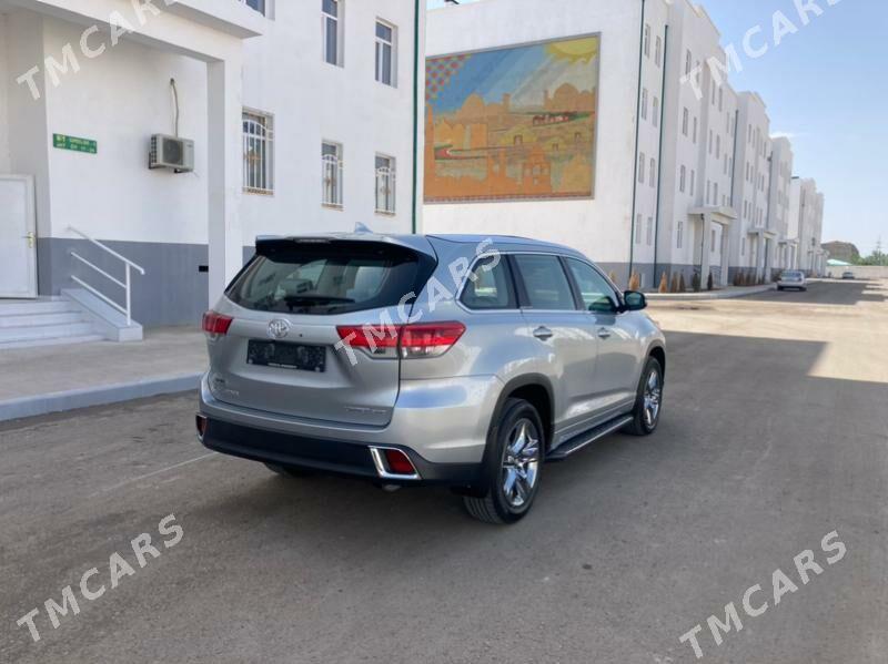 Toyota Highlander 2019 - 480 000 TMT - Дашогуз - img 4