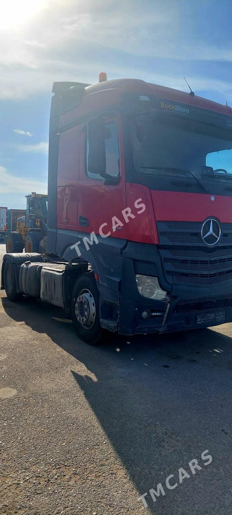 Mercedes-Benz ACTROS 3331 2015 - 700 000 TMT - Aşgabat - img 2