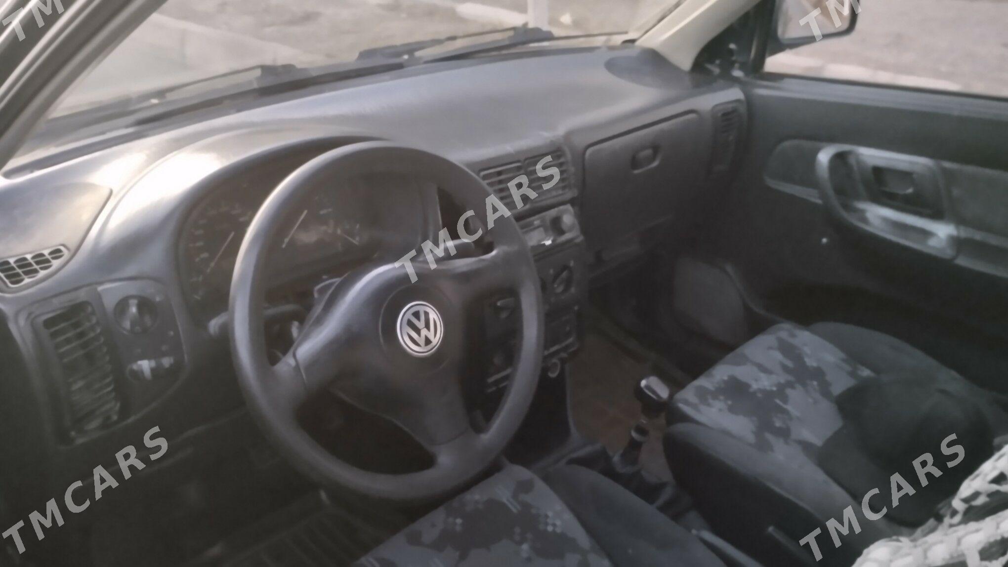 Volkswagen Polo 1999 - 30 000 TMT - Туркменабат - img 5