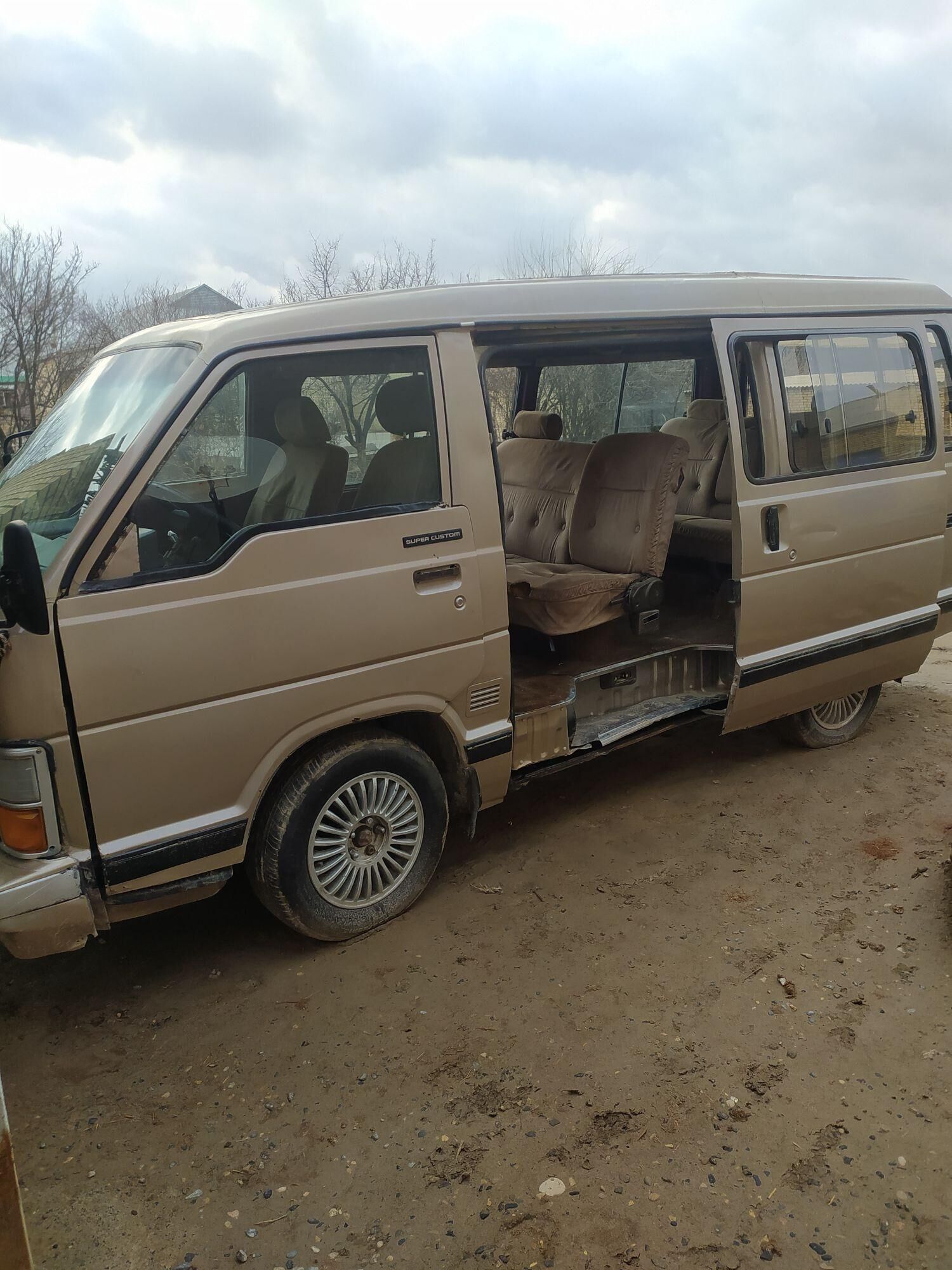 Toyota Hiace 1989 - 27 000 TMT - Мары - img 6