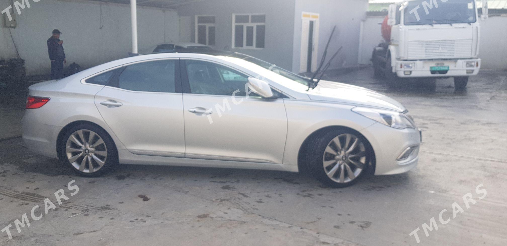 Hyundai Azera 2016 - 260 000 TMT - Aşgabat - img 4