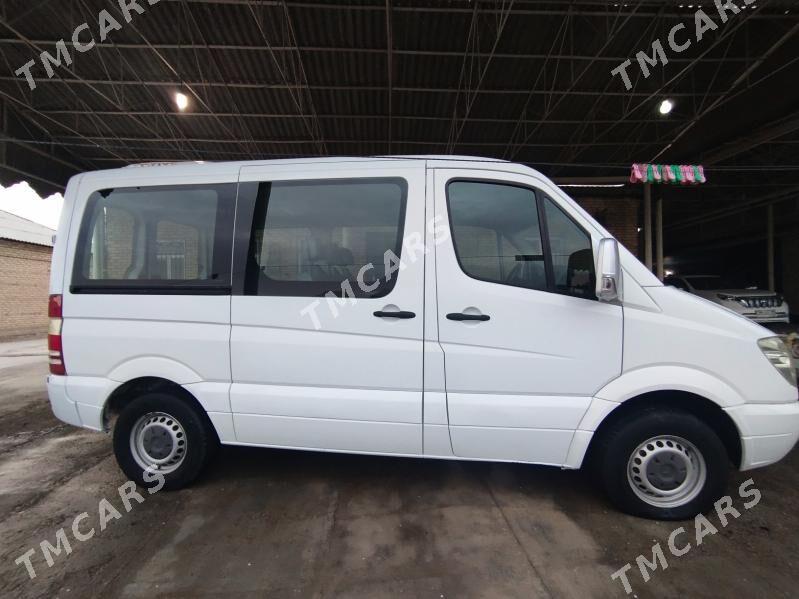 Mercedes-Benz Sprinter 3500 2010 - 180 000 TMT - Baýramaly - img 3