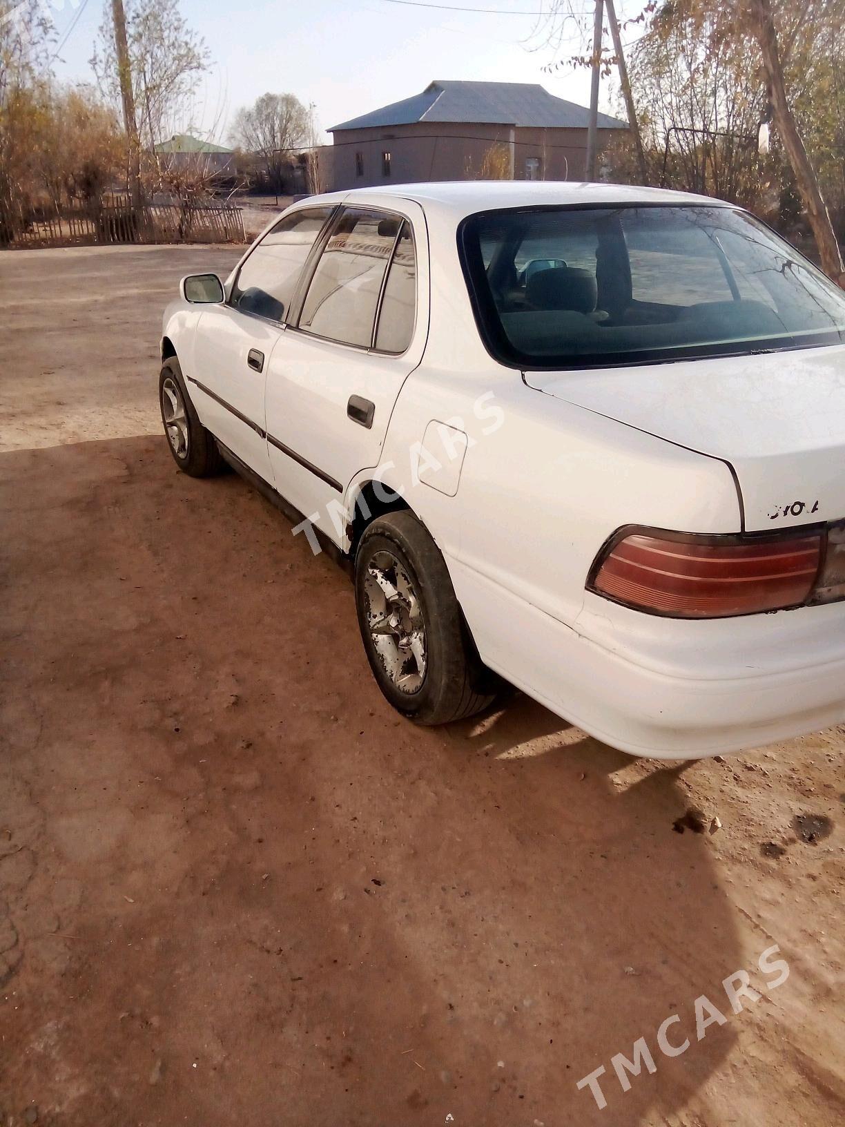 Toyota Camry 1993 - 50 000 TMT - Болдумсаз - img 2