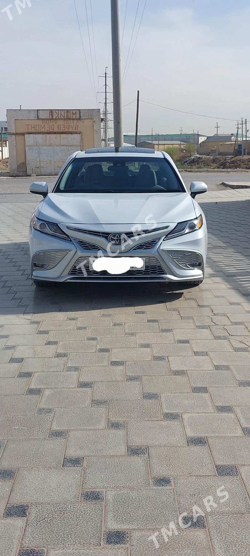 Toyota Camry 2018 - 284 000 TMT - Мары - img 3