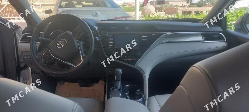 Toyota Camry 2018 - 284 000 TMT - Мары - img 6