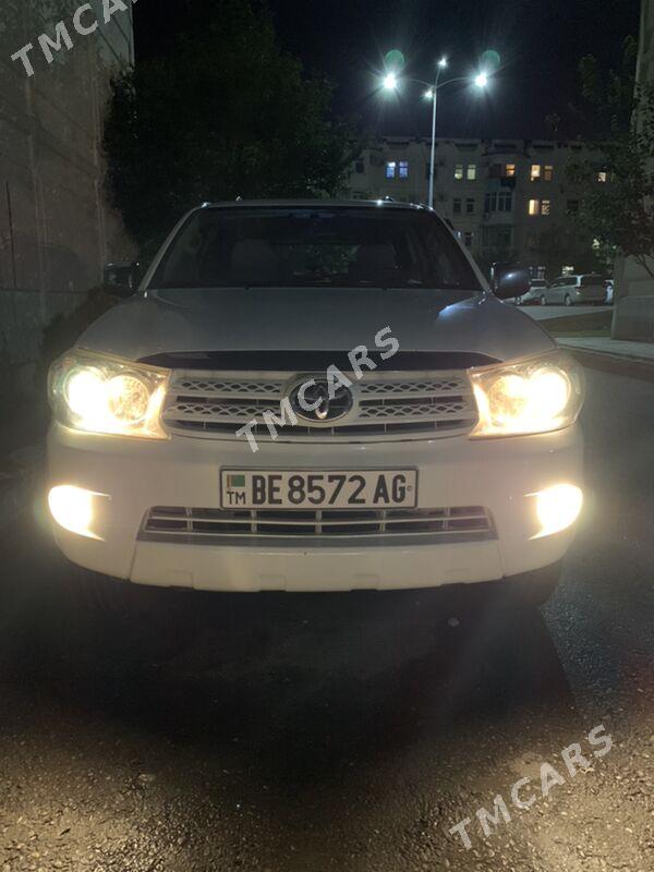 Toyota Fortuner 2011 - 260 000 TMT - Ашхабад - img 10