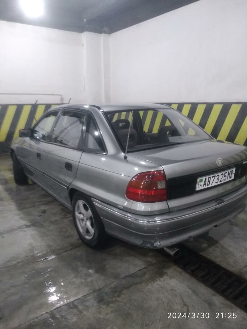 Opel Astra 1992 - 27 000 TMT - Mary - img 5