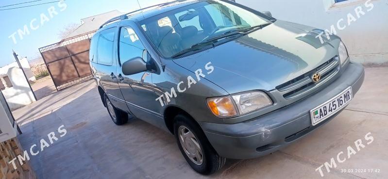 Toyota Sienna 1999 - 132 000 TMT - Серхетабат (Кушка) - img 2