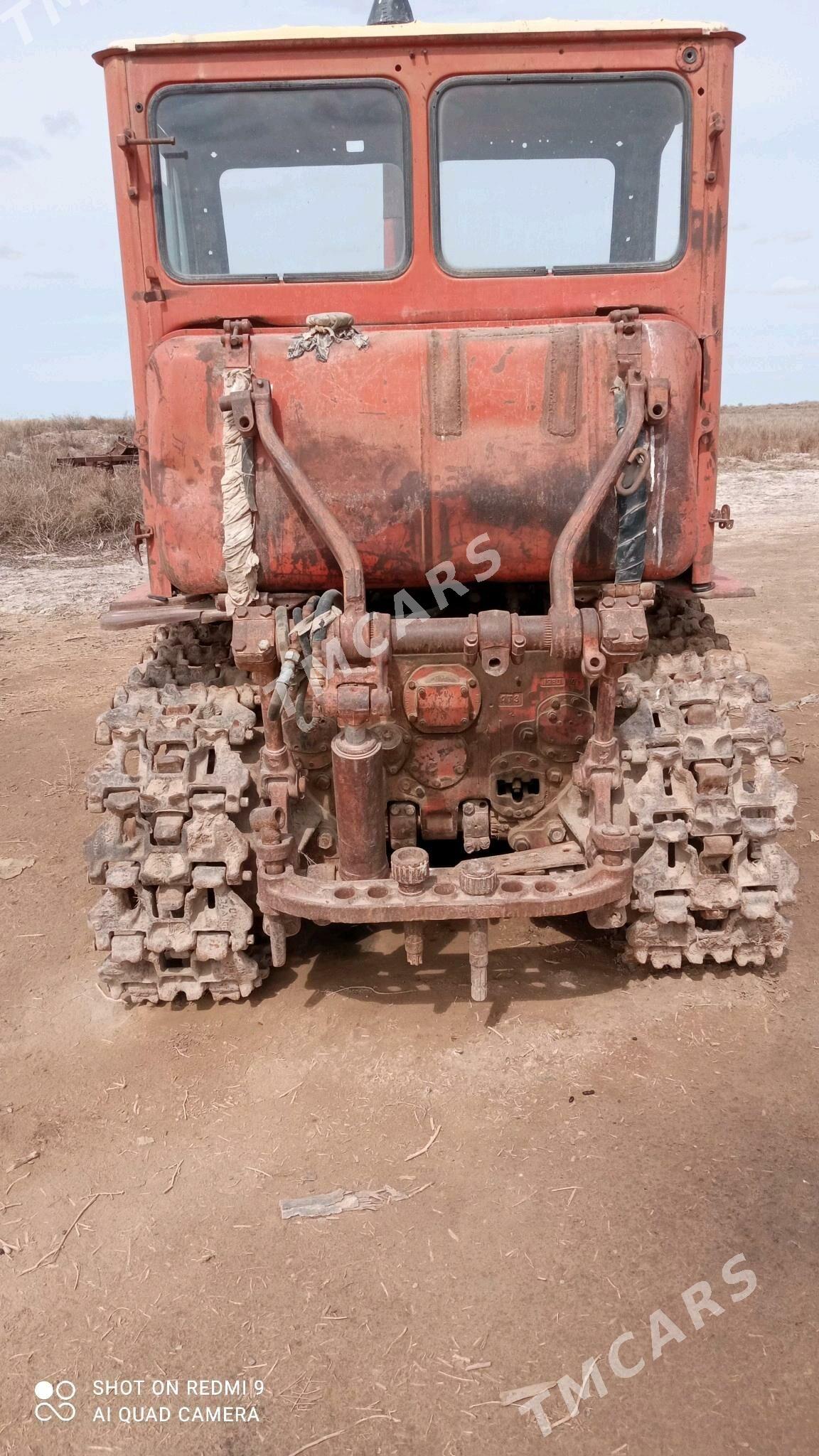 MTZ 82 1999 - 60 000 TMT - Babadaýhan - img 2