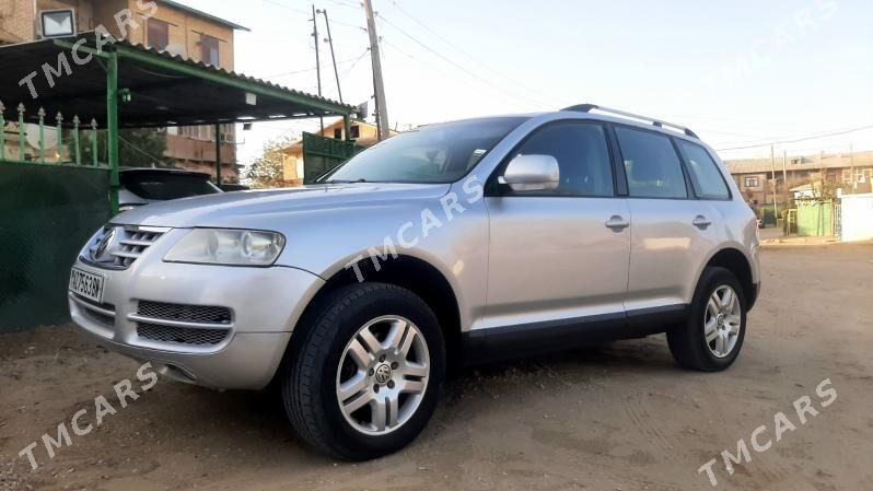 Volkswagen Touareg 2005 - 85 000 TMT - Балканабат - img 2