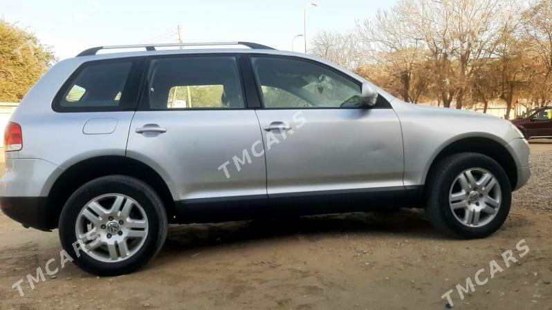 Volkswagen Touareg 2005 - 85 000 TMT - Балканабат - img 4