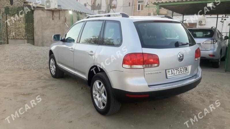 Volkswagen Touareg 2005 - 85 000 TMT - Балканабат - img 3