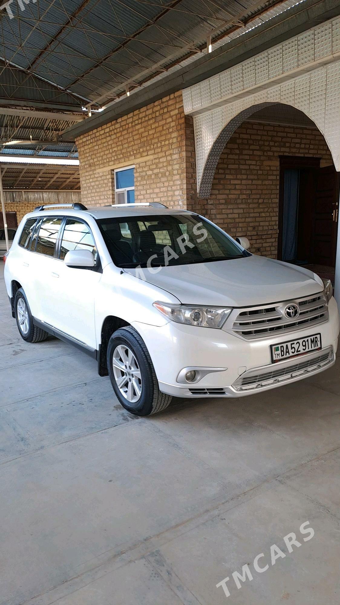 Toyota Highlander 2012 - 300 000 TMT - Wekilbazar - img 8