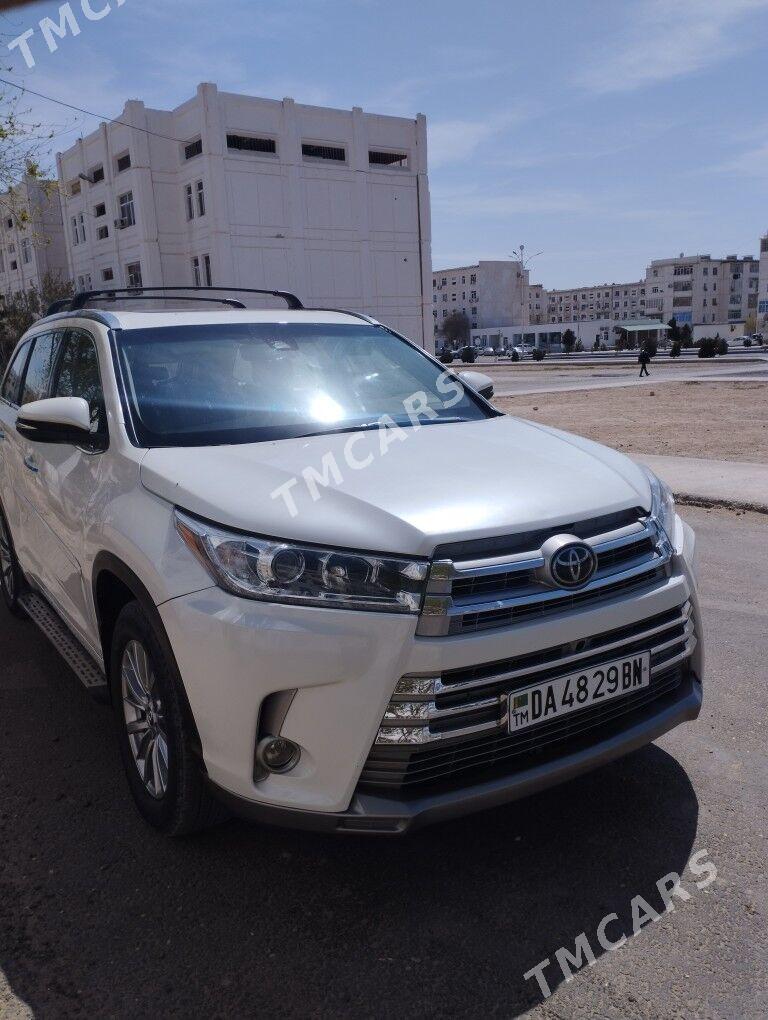 Toyota Highlander 2018 - 440 000 TMT - Balkanabat - img 2