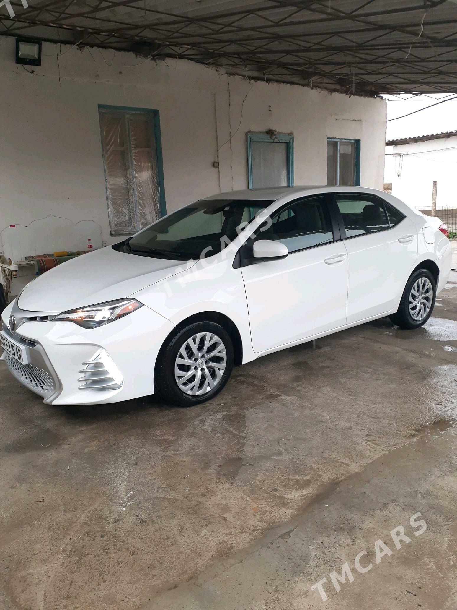 Toyota Corolla 2018 - 190 000 TMT - Aşgabat - img 3