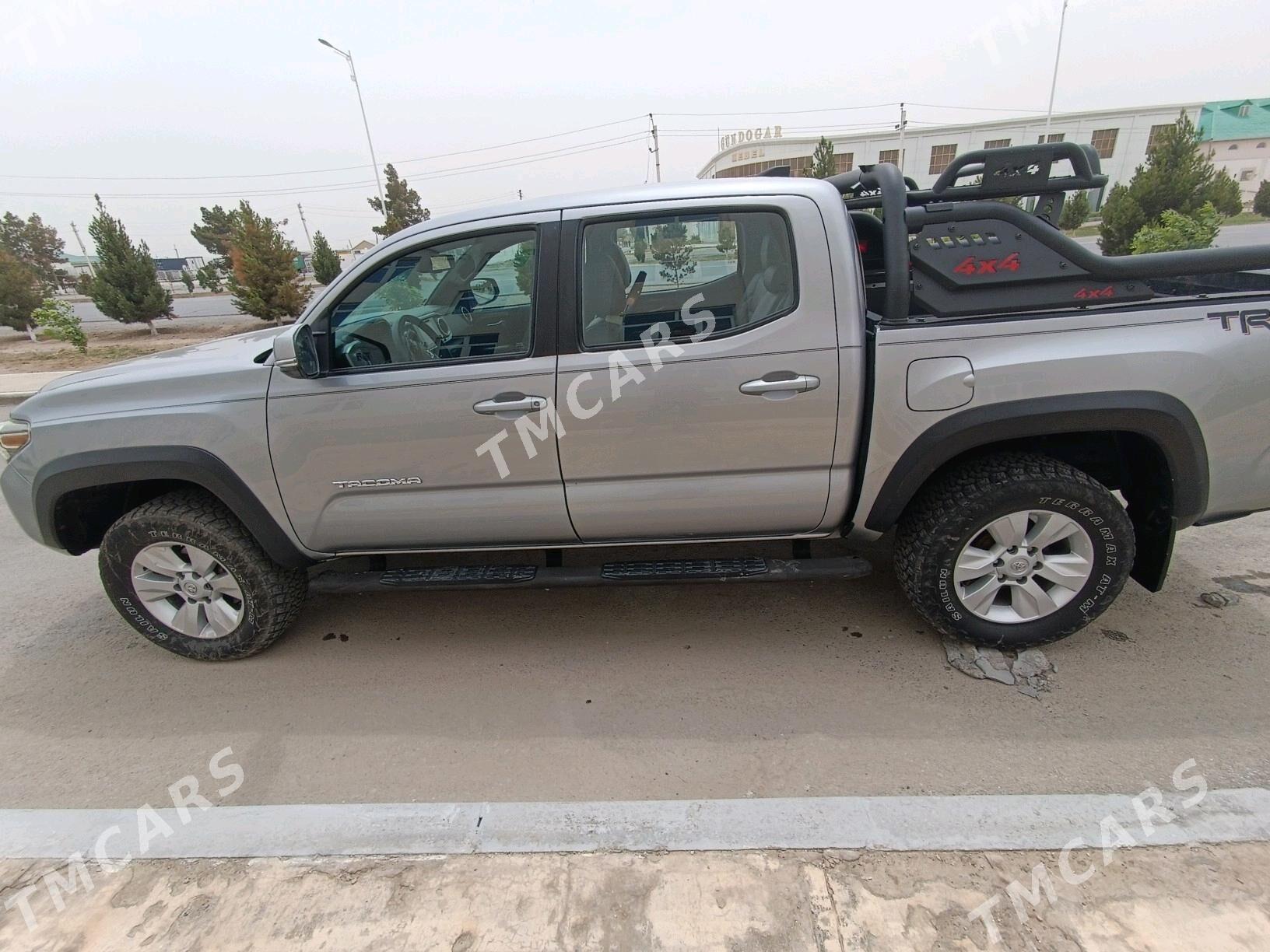 Toyota Tacoma 2018 - 470 000 TMT - Türkmenabat - img 4