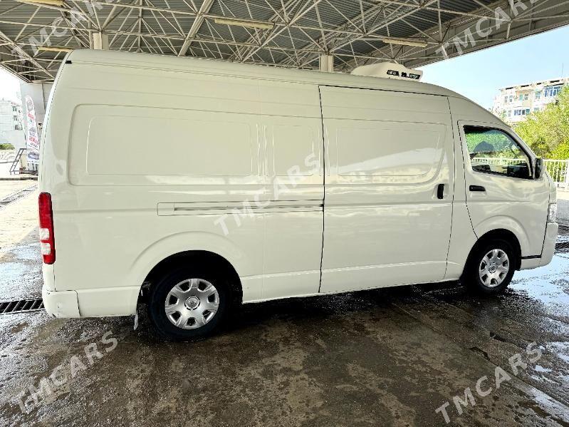 Toyota Hiace 2017 - 360 000 TMT - Çoganly - img 3