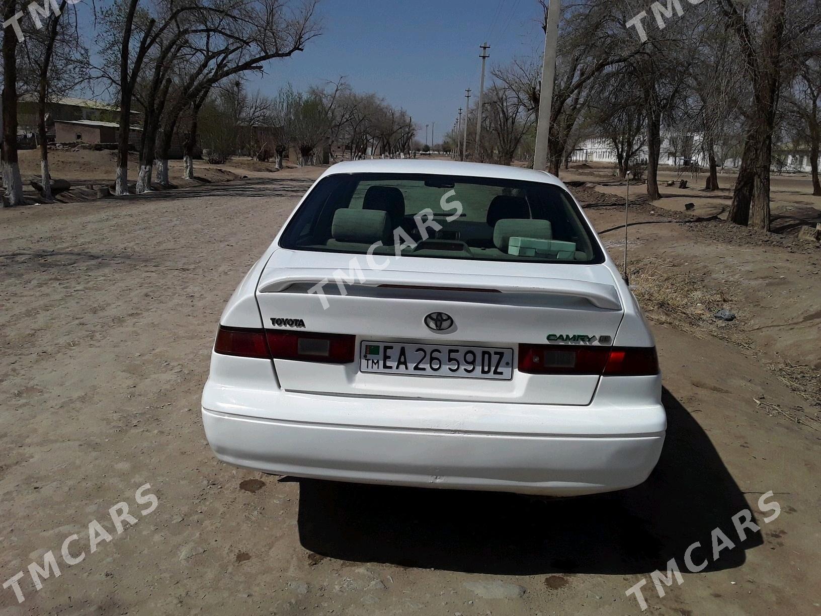 Toyota Camry 1999 - 100 000 TMT - етр. Туркменбаши - img 5