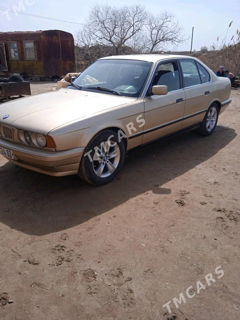 BMW 5 Series 1990 - 26 000 TMT - етр. Туркменбаши - img 2