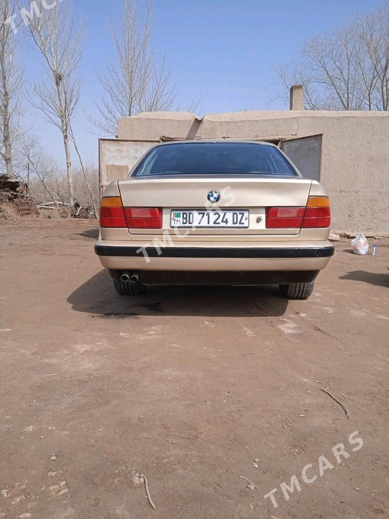 BMW 5 Series 1990 - 26 000 TMT - Türkmenbaşy etr. - img 4