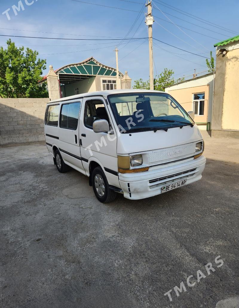 Toyota Hiace 1994 - 55 000 TMT - Бузмеин - img 2