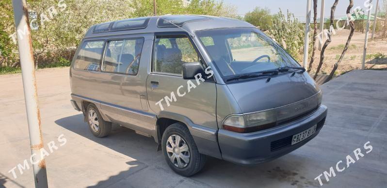 Toyota Town Ace 1990 - 35 000 TMT - Саят - img 4