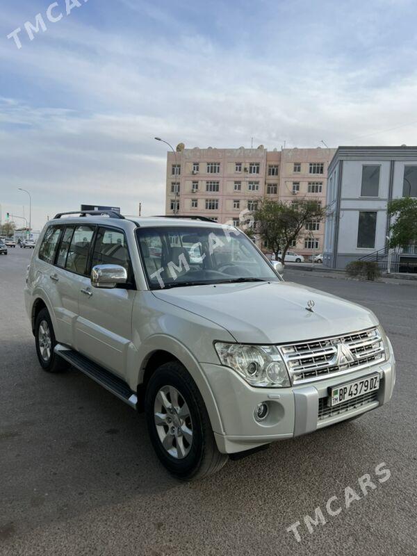 Mitsubishi Pajero 2010 - 215 000 TMT - Дашогуз - img 4