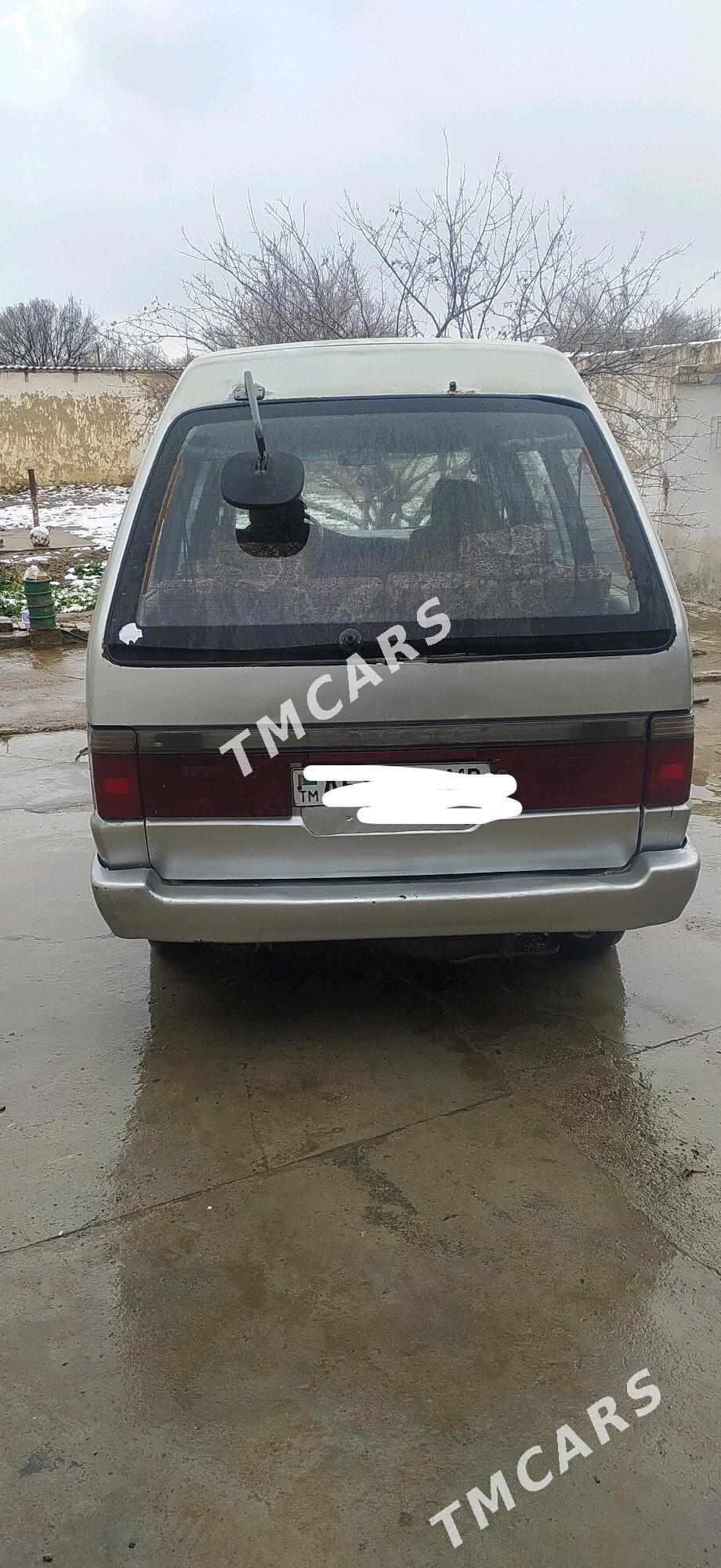 Toyota Town Ace 1988 - 25 000 TMT - Ёлётен - img 4