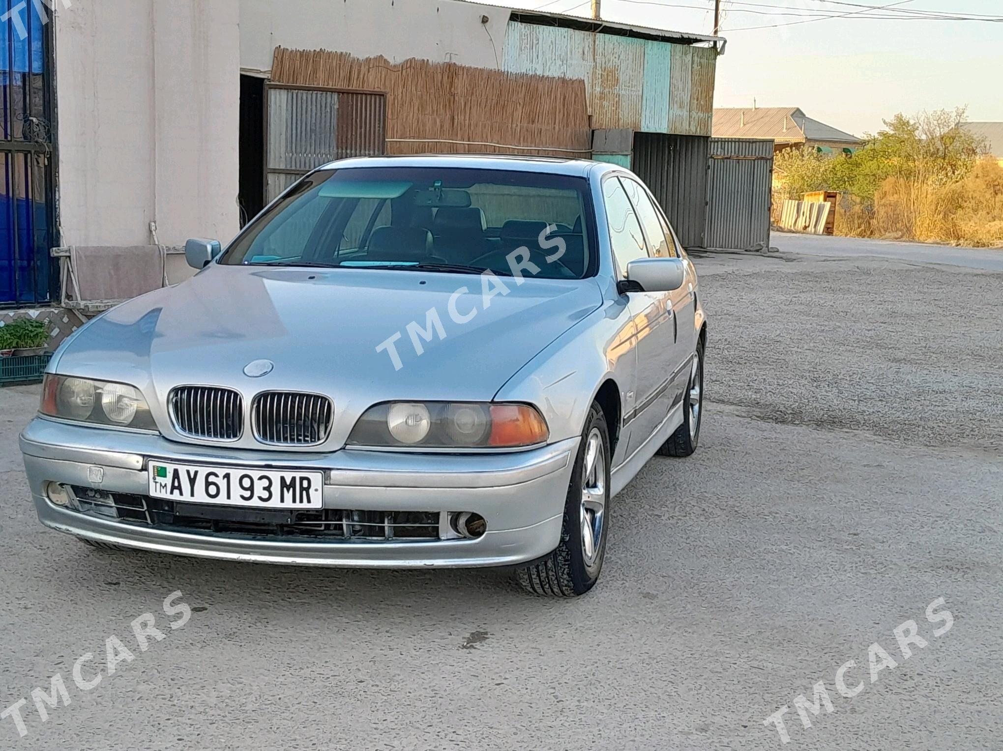 BMW E39 1996 - 70 000 TMT - Мары - img 5