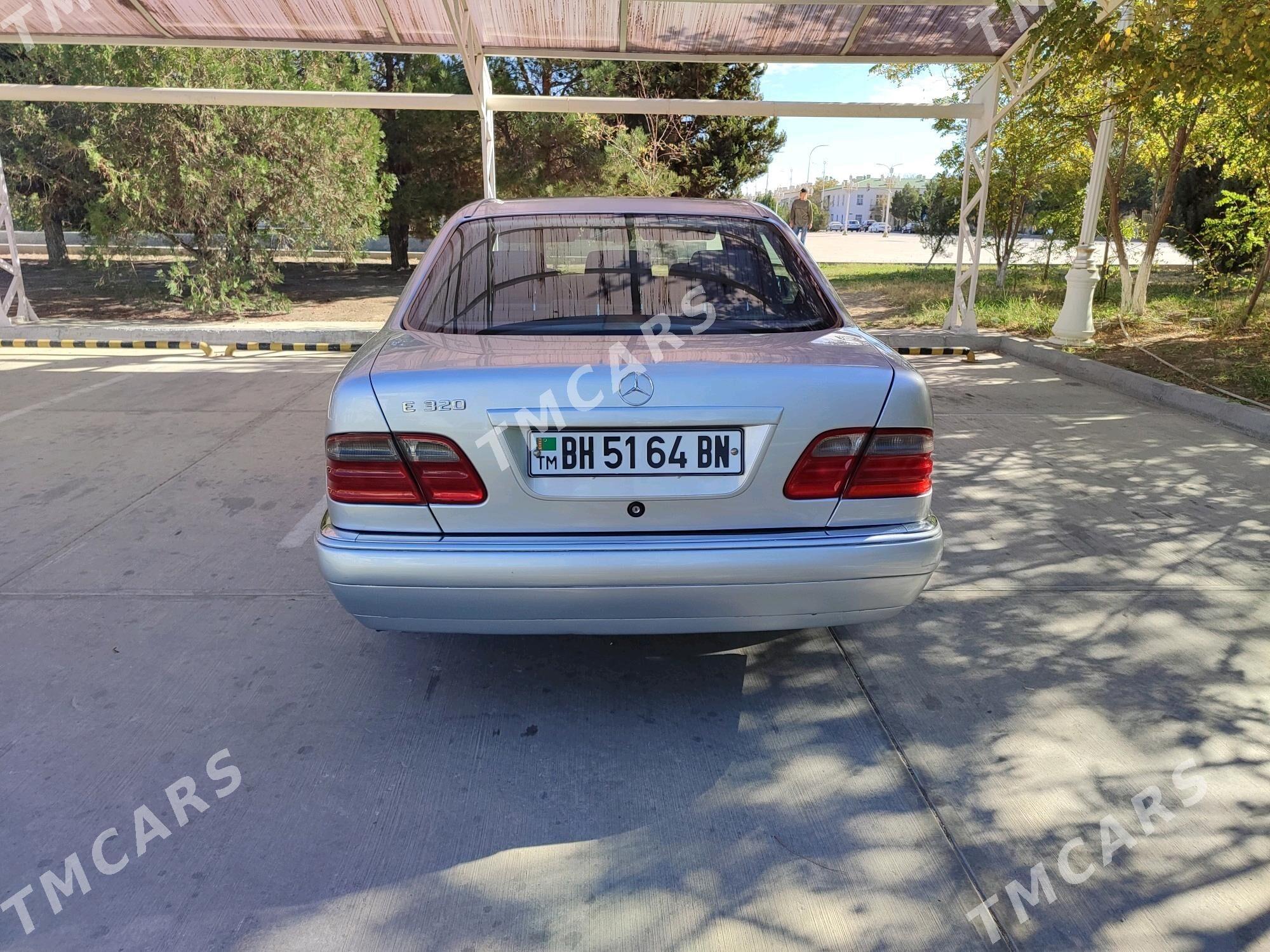 Mercedes-Benz E320 1998 - 90 000 TMT - Балканабат - img 3